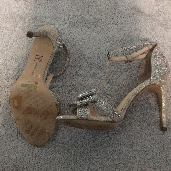 INC Bow Heels - Picture 8 of 8